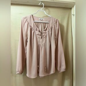 ⚫️ BOGO Rose + Olive Blush Pink Tie-Front Blouse size small